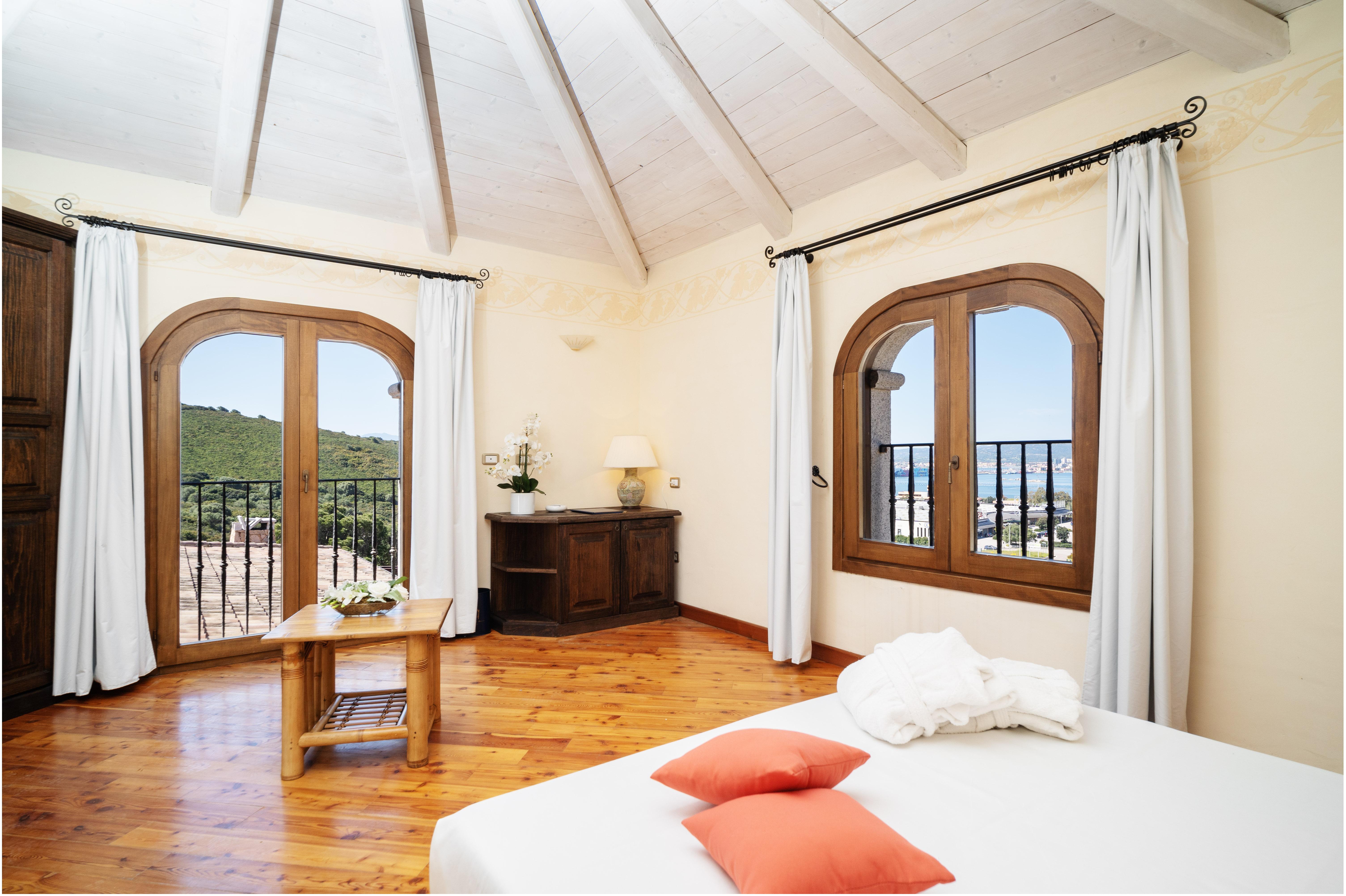 Lh Hotel Pozzo Sacro Olbia Buitenkant foto